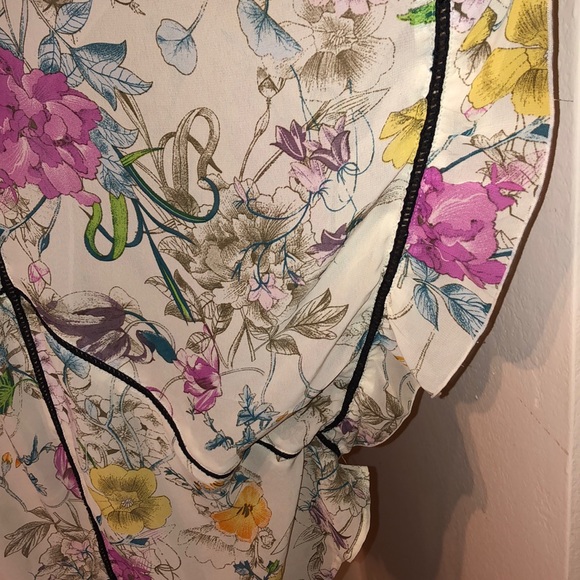 H&M flowy top - Picture 5 of 6